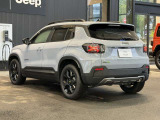 アベンジャー 4xe ハイブリッド アップランド 4WD 