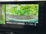 高画質のモニターで、映像コンテンツを鮮やかに楽しめます。ドライブ中の休憩時間や待ち時間に、快適なエンターテイメント空間を提供します。