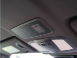 SOSコール搭載車です。スイッチによる任意起動とエアバッグが作動による自動起動で、緊急通報が可能です。(別途、有料申し込み)