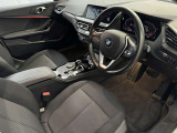 国道1号線に沿い横浜市営地下鉄「三ッ沢上町駅」から徒歩約10分。 BMW Premium Selection 横浜三ッ沢店 / 〒240-0062神奈川県横浜市保土ヶ谷区岡沢町322-3