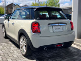 このお車はMINI NET浦和美園に展示中です!総在庫900台を当店でご案内可能です!ご来場、お問い合わせをスタッフ一同お待ちしております。