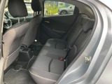 大人が乗車しても余裕のある空間を確保しております。