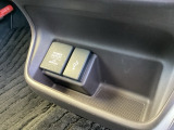 アクセサリーソケットは車内で電装品をご使用いただく際に便利な電源装備です。日常のちょっとした機器接続にも役立ちます。