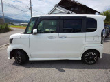 登録から15年以内又は走行15万km内のお車には1年間、距離無制限のACE保証を(無料)お付けします。保障内容を充実したい方、長期保証をお考えの方には購入車両に最適な保障(有償)をご提案させていただきます。