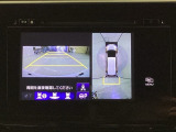 全周囲カメラ搭載☆運転席にいながら車全周囲が確認できるので駐車がスムーズに行なえます。駐車も楽々!