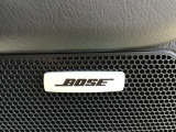 BOSE博士の考案した。BOSEスピーカーですよ☆壁の反射音で聞く為。臨場感あふれる空間を体感ください☆