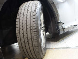 タイヤサイズは225/60R18となっております♪