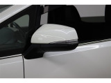 対向車からの視認性も良く安心してお乗りいただけるウィンカー付ドアミラー!