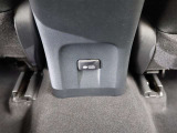 非常時やキャンプなどに役立つAC100Vコンセント付きです。