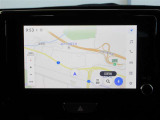 スマホとクルマをつなぐことで、これまでのナビに加えて、いろんなサービスが楽しめます。