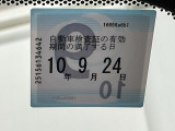 次回の車検日になります。こちらのステッカーをご確認ください。