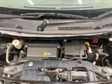 エンジンルームもクリーニング済みできれいですよ。日産の整備士がしっかりと丁寧に点検していますので安心してお乗りいただけます