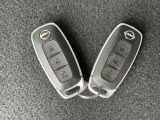 便利なインテリジェントキー2本、車両のアンサーバックも付いていますので、広い駐車場でもどこへ停めたか迷うことが少なくなります。