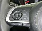 ステアリングスイッチ装備!運転しながら手元でオーディオの操作などができます。