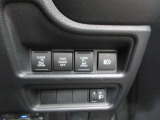 両側電動スライドドアのスイッチ付です。車内からもスイッチひとつで楽にドアの開閉が可能です。電動なので開閉時に力を使う必要がなく、半ドアになることもありません!