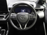 各操作スイッチなどもハンドルから手を放すことなく操作可能で安全運転に支援いたします!