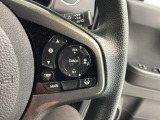 クルーズコントロールを装備しています。高速道路などで一定の速度で走ってくれるので運転が楽ですよ!速度を設定できますので、スピードの出しすぎにも注意できます。