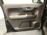 Honda認定中古車「U-Select」はHonda車である事と、思いもよらない高額修理のリスクに備えるため修復歴がない車両に限定、さらに第三者機関の車両状態証明書をすべての車両で取得しています。