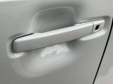 【両側電動スライドドア】便利な両側電動スライドドアです。インテリジェントキーや運転席のスイッチでドアの開閉が出来るので、とても便利な装備です♪