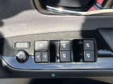運転席ドア側パワーウィンドゥ・ドアミラースイッチ