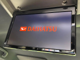 【フリップダウンモニター】大画面モニターで後席でもエンタメをお楽しみいただけます。小さなお子様にも大人気の装備です♪