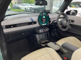 このお車はMINI NET浦和美園に展示中です!総在庫1000台を当店でご案内可能です!ご来場、お問い合わせをスタッフ一同お待ちしております。