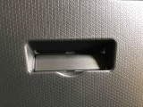 ETC取り付けスペースになります。