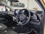 ゆとりのある広々とした車内空間は、ドライブを始め買い物やレジャーなど、幅広く活躍します。一人でもみんなとでもお出かけを楽しみましょう!