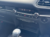 【 オートエアコン 】車内温度を感知して自動で温度調整をしてくれるのでいつでも快適な車内空間を創り上げます!//