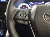 ステアリングスイッチではオーディオ操作が可能です。運転中のご利用は十分にご注意ください。