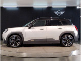 気密性の高いMINIは外観のかわいらしさとは裏腹に、外の雑音を遮り、高級感のある快適なドライブをお楽しみいただけます。