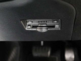 ETC車載器が搭載されているので、高速道路の乗り降りもノンストップで通過できます♪