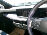 操作しやすい運転席廻り!操作パネルも使いやすい!!ドライブが楽しくなりますっ