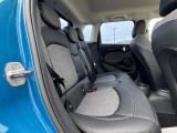 こちらのお車はMINI NEXT鶴ヶ島に展示中です。☆お問合せをお待ちしてます!