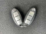 便利なインテリジェントキー2本、車両のアンサーバックも付いていますので、広い駐車場でもどこへ停めたか迷うことが少なくなります。