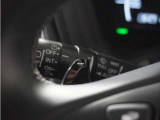 ◆パドルシフト装備◆オートマチック車でもミッション車のようなフィーリングを楽しめます。エンジンブレーキを使いたい時に役立ちます。