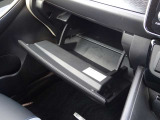 【収納】車検証やティッシュBOXいろいろすっきり収納できて便利です!