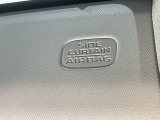 サイドカーテンエアバック装着車。万が一の時に備えます。