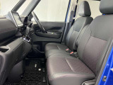 【車内ルームクリーニング済】専門スタッフにより車内はきれいにルームクリーニングを行っております。