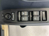 自動車保険もおまかせ下さい!保険資格をもったスタッフがお客様のニーズにあったプランをご提案させていただきます。