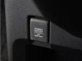 ◆アクセサリーソケット◆ドラレコの電源やスマートフォンの充電等に使用できる便利な電源ソケット!使いやすい場所に装備されています。