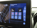 ステアリングヒーターと運転席と助手席にシートヒーターを装備しております。