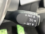 【クルーズコントロール】高速道路もラクラク走行。アクセルを離しても一定速度で走行ができ、長距離運転時の負担を軽減!加速・減速も簡単なスイッチ操作で調整できます。