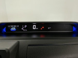 【メーターパネル】シンプルなデザインのメーターパネルは視認性が良く、必要な情報を運転手に分かりやすく伝えてくれます♪