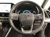 ハンドルは車を運転する上で、ずっと握っている重要なパーツです。手にフィットする物がいいですよね♪