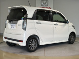ご納車までの期間ですが、県内のお客様は1、2週間、県外のお客様は2、3週間ほどでご納車が可能となります。ただし、お支払いや書類の状況によっては多少の前後もありますので、その際には何卒ご了承下さい。