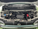不具合等はエンジンルームで確認できる場合も多いです。コンディションのチェックや維持の面でとってもプラスです!