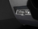 ETC車載器が搭載されているので、高速道路の乗り降りもノンストップで通過できます♪