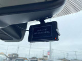 話題のドライブレコーダー(社外品)付!もしもの時やあおり運転の証拠映像は自分の身を守る為にも必要ですね!