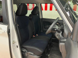 運転席広々